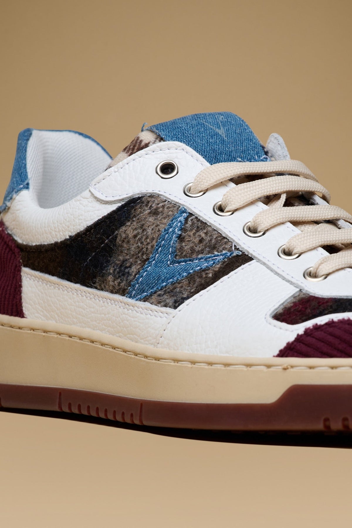 COLLEGE - SNEAKERS BIANCA CON INSERTI PATCHWORK IN TESSUTO V2 BORDEAUX