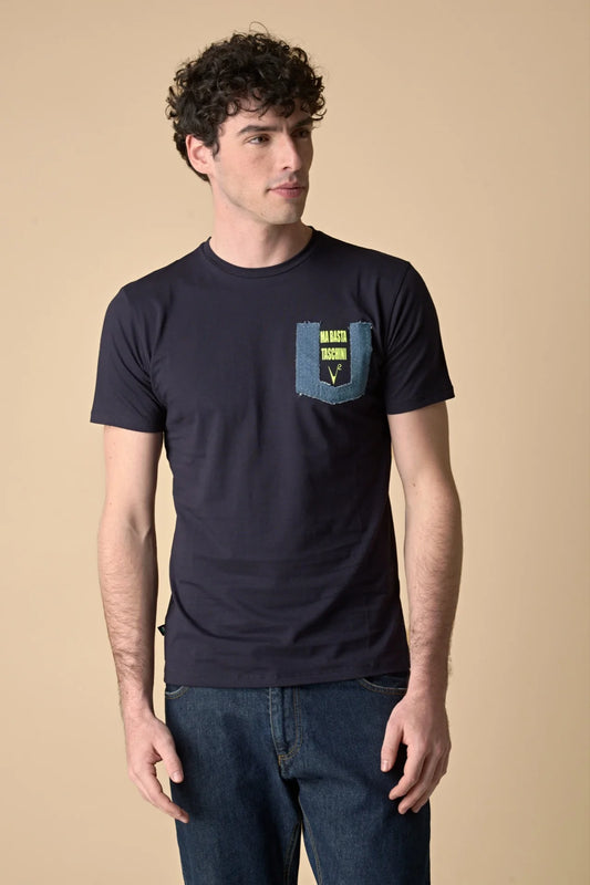 T-SHIRT BLU "MA BASTA TASCHINI"