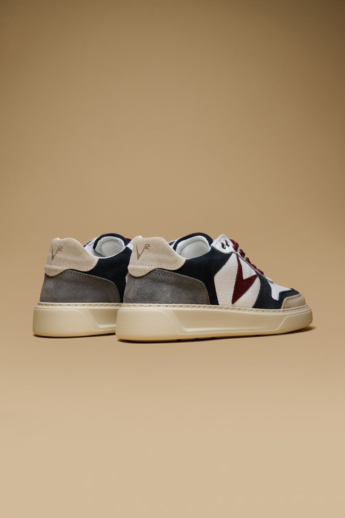 SUPERSTAR - SNEAKERS A SUOLA ALTA BIANCA CON INSERTI SABBIA, BLU E BORDEAUX